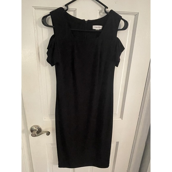 Calvin Klein Women's Sheath Dress Black Cold Shoulder Sz Petite 2 Cocktail Date - Picture 1 of 7